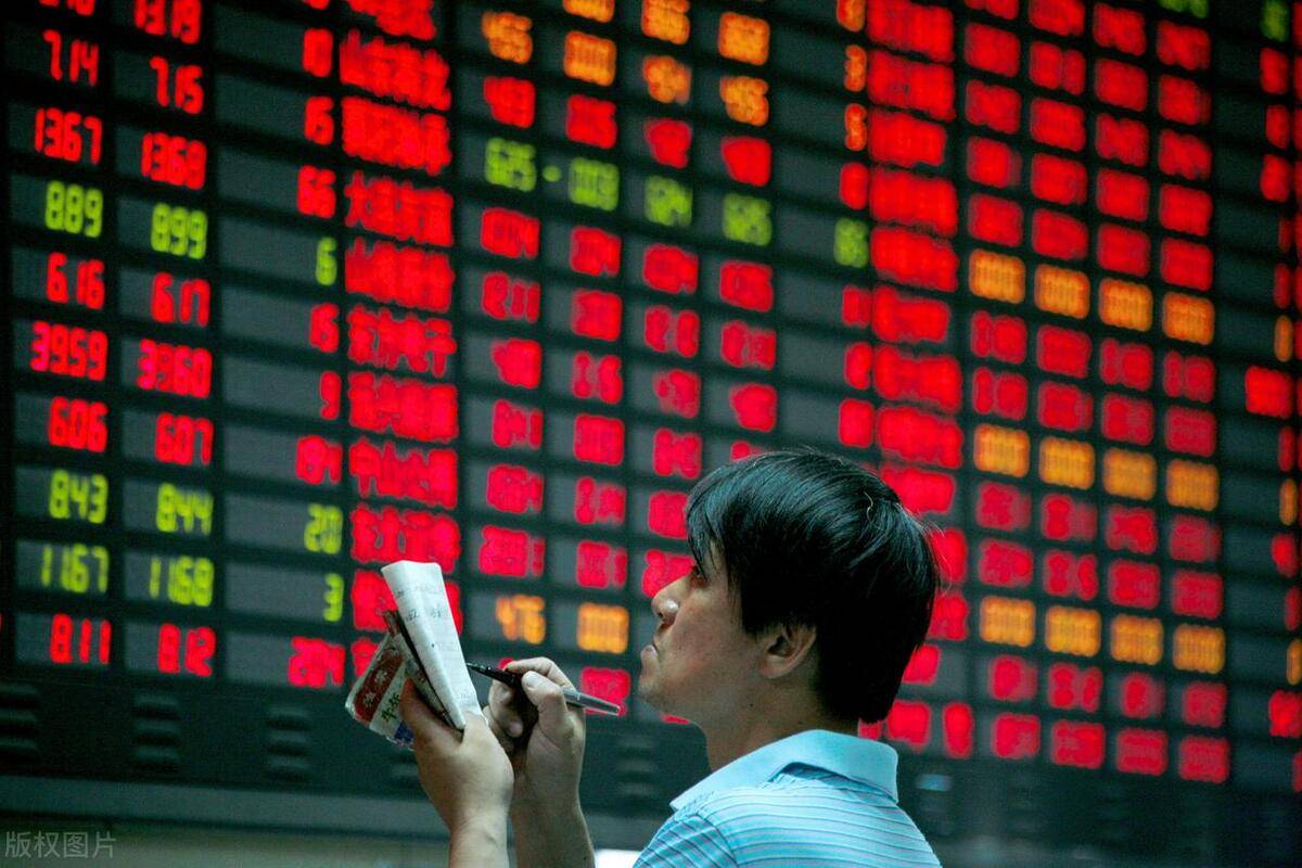 友阿股份、黑芝麻、克里斯等1月可以关注的几种技术走势的股票