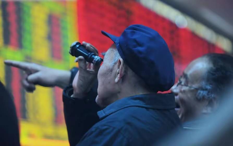 A股：尾盘突然拉升，意味着什么？明天走势迎来变化？
